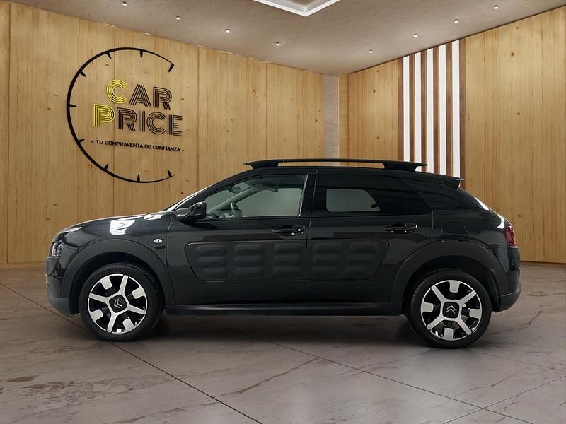 Usado Citroën C4 Cactus Feel 100 CV (73 kW) 2016 Negro Utilitario
