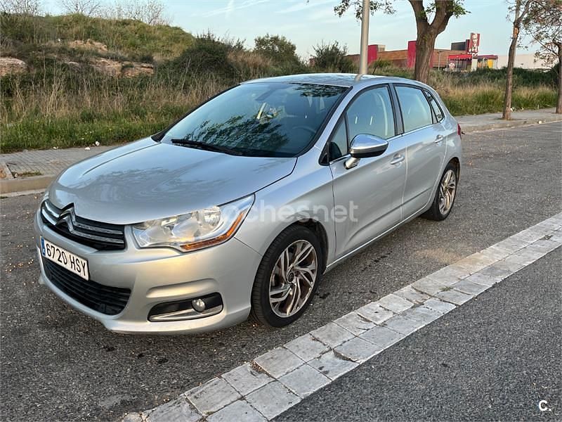 Usado Citroën C4 120 CV (88 kW) 2013 Gris / plata Berlina
