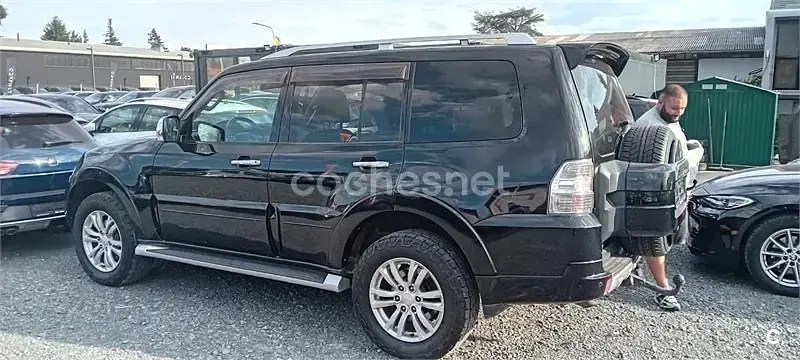 Usado Mitsubishi Montero Motion 200 CV (147 kW) 2010 Negro SUV