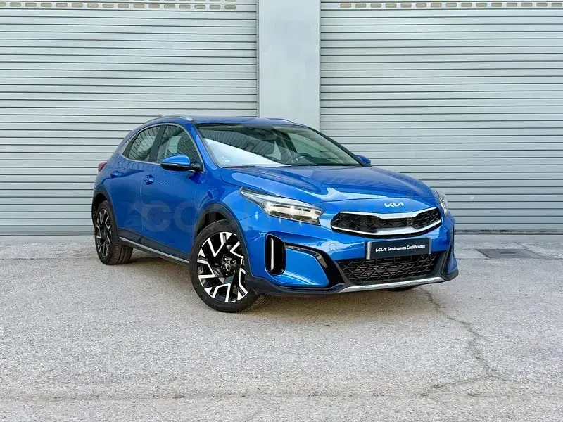 Usado Kia XCeed 140 CV (102 kW) 2025 Azul SUV