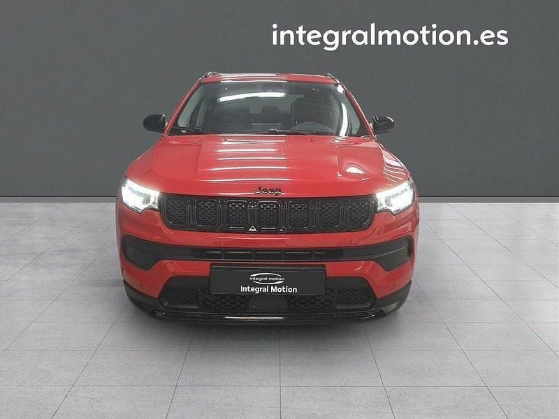 Usado Jeep Compass Night Eagle 130 CV (95 kW) 2022 Rojo SUV