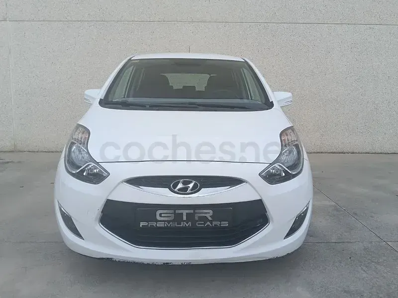 Usado Hyundai ix20 126 CV (92 kW) 2015 Blanco Utilitario