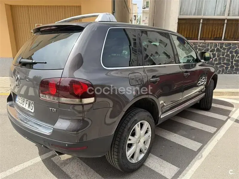 Usado VW Touareg R 174 CV (127 kW) 2007 Marrón SUV