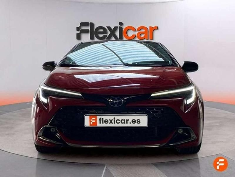 Usado Toyota Corolla Business Edition 140 CV (102 kW) 2023 Rojo Utilitario