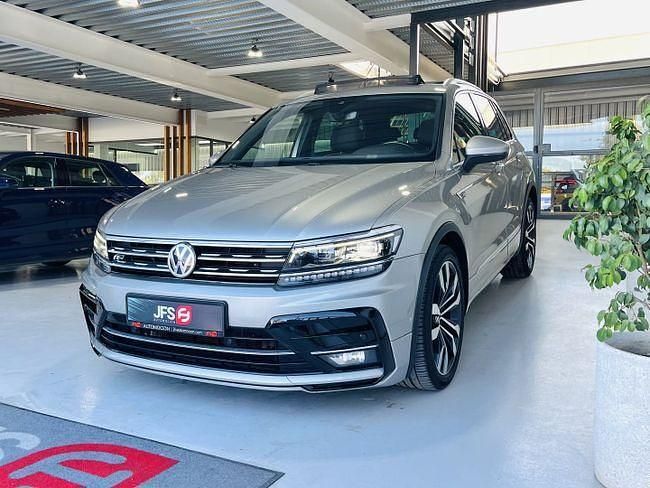 Usado VW Tiguan R-line 150 CV (110 kW) 2020 Gris SUV