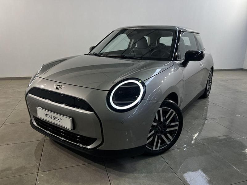 Usado Mini Cooper 135 kW (184 CV) 2024 Gris Utilitario