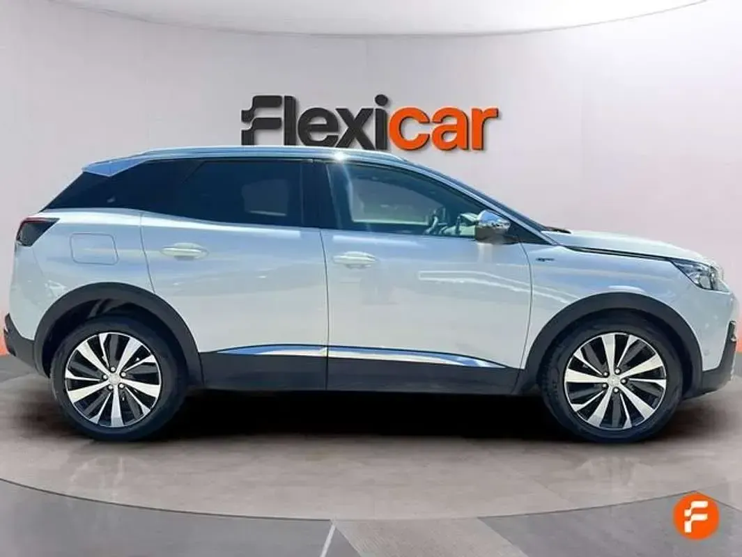Usado Peugeot 3008 GT 180 CV (132 kW) 2017 Blanco SUV