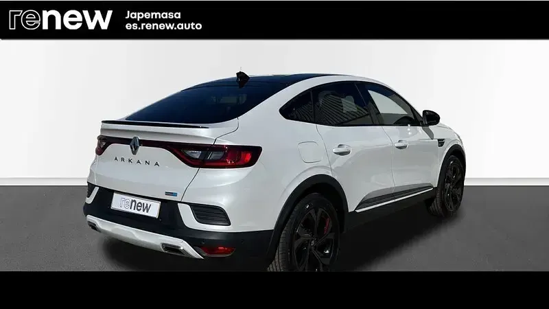 Usado Renault Arkana R.S. 145 CV (106 kW) 2022 Blanco universal con SUV