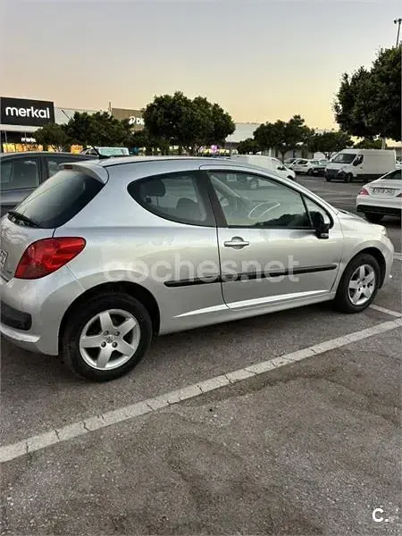 Usado Peugeot 207 GT 150 CV (110 kW) 2007 Gris / plata Berlina