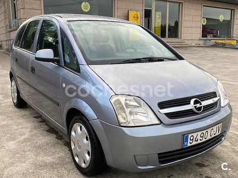 Gris / plata Usado 2003 Opel Meriva Cosmo Monovolumen | 4350 € (Un poco caro) - Imagen 1/4