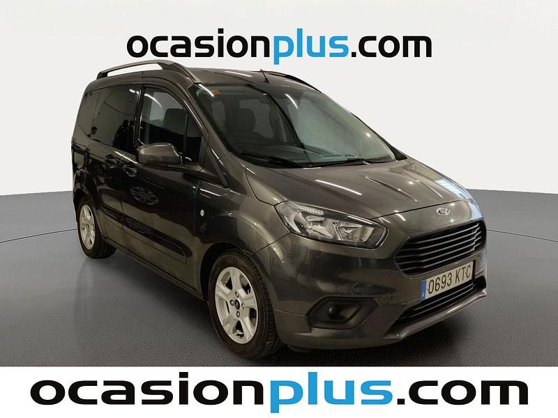 Usado Ford Tourneo Courier Trend 100 CV (73 kW) 2019 Gris Monovolumen