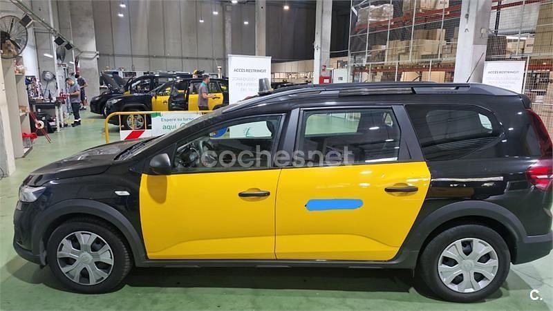Negro Usado 2023 Dacia Jogger Essentiel Monovolumen | 10.000 € (Super precio) - Imagen 1/4