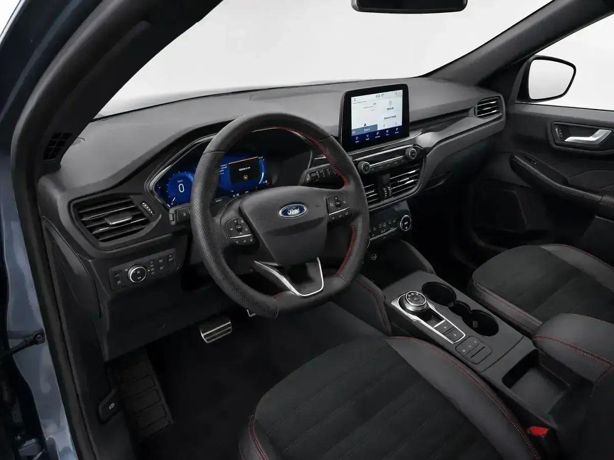 Usado Ford Kuga ST-Line X 225 CV (165 kW) 2023 Azul SUV
