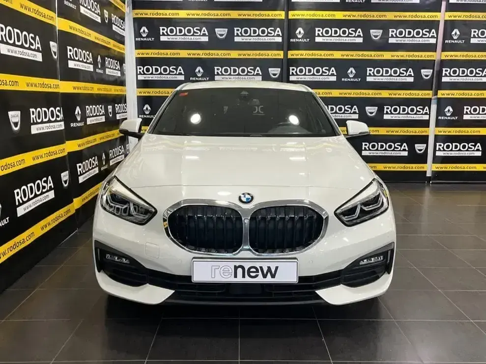 Usado BMW 116 Comfort Edition 116 CV (85 kW) 2021 Blanco Utilitario