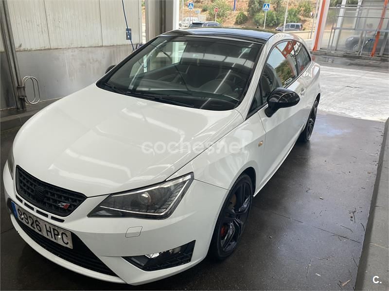 Usado Seat Ibiza SC CUPRA 180 CV (132 kW) 2013 Blanco Utilitario