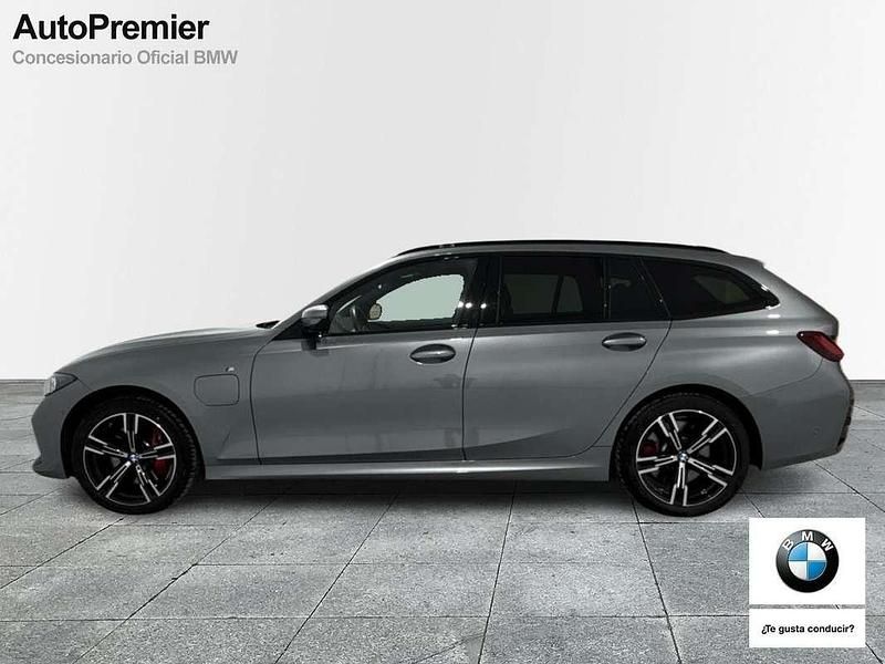 Usado BMW 330e 292 CV (214 kW) 2025 Gris Familiar