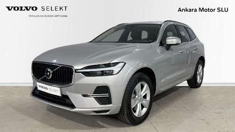 Usado Volvo XC60 Core 199 CV (146 kW) 2023 Plateado SUV