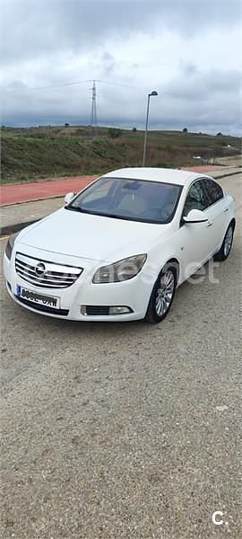 Blanco Usado 2010 Opel Insignia Edition Berlina | 4690 € (Precio justo) - Imagen 1/4