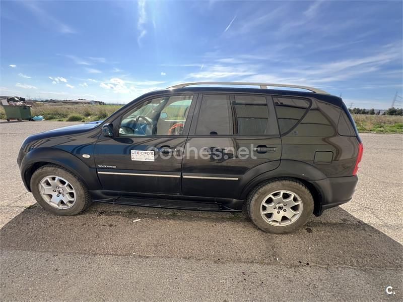 Usado Ssangyong (KGM) Rexton II Limited 186 CV (136 kW) 2007 Negro SUV
