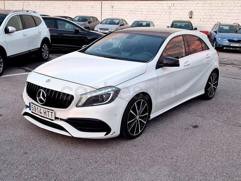 Usado Mercedes A180 AMG line 109 CV (80 kW) 2013 Blanco Berlina