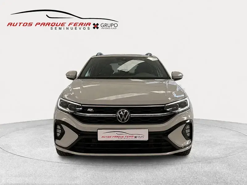 Usado VW Taigo R-line 150 CV (110 kW) 2024 Beige SUV