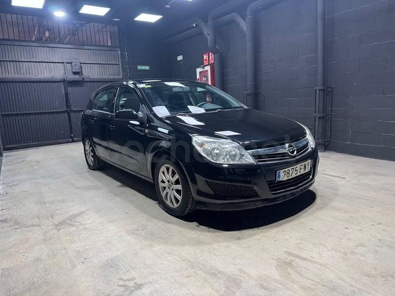 Używany Opel Astra Energy 115 KM (84 kW) 2008 Czarny Sedan/Limuzyna