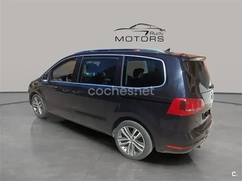 Usado VW Sharan Edition 140 CV (102 kW) 2012 Negro Monovolumen