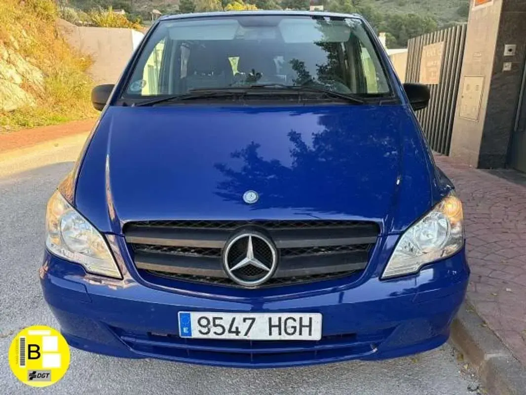 Usado Mercedes Vito 136 CV (100 kW) 2011 Azul Van
