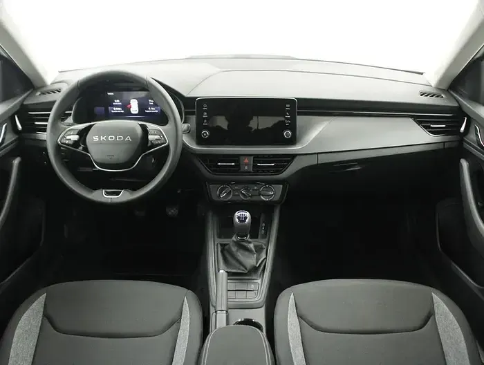 Usado Skoda Kamiq Essence 95 CV (69 kW) 2025 Blanco SUV