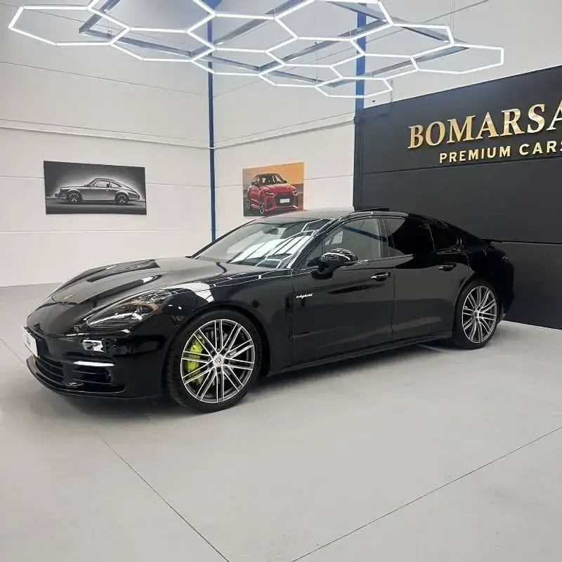 Usado Porsche Panamera 4 462 CV (339 kW) 2019 Negro Utilitario