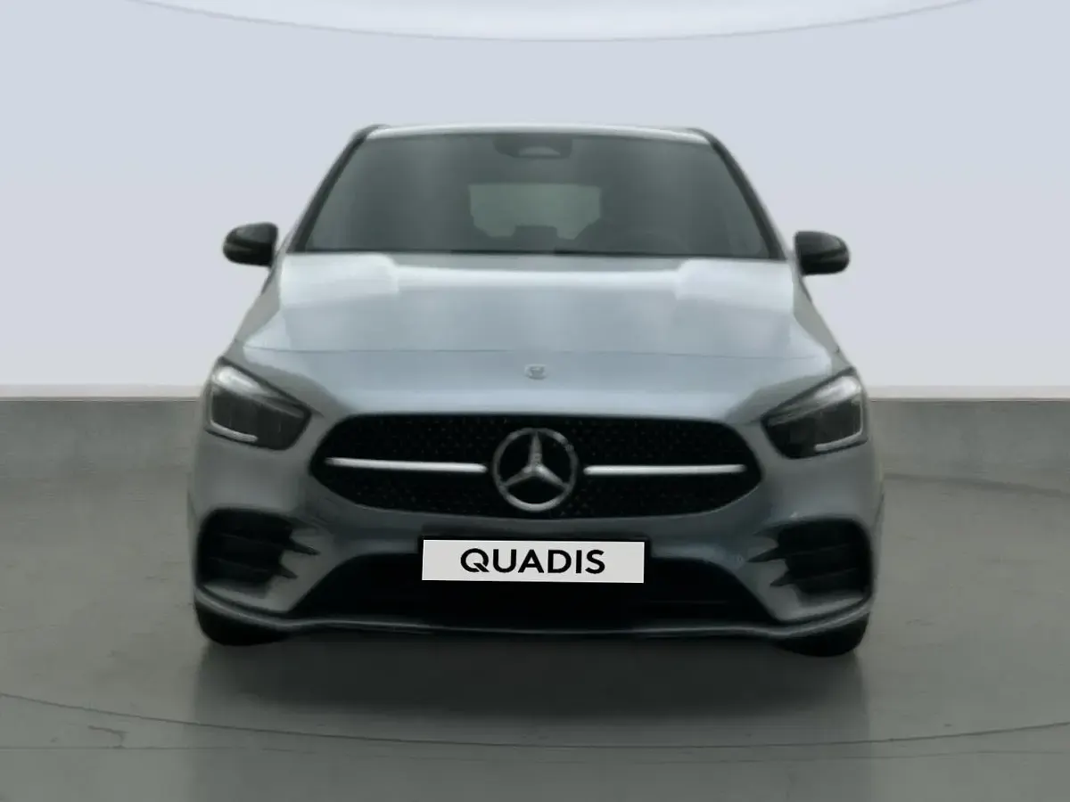 Usado Mercedes B250e 218 CV (160 kW) 2025 Gris plata Utilitario