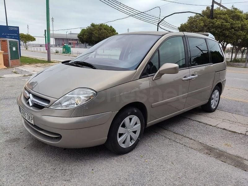 Usado Citroën C8 Exclusive 130 CV (95 kW) 2005 Beige Monovolumen