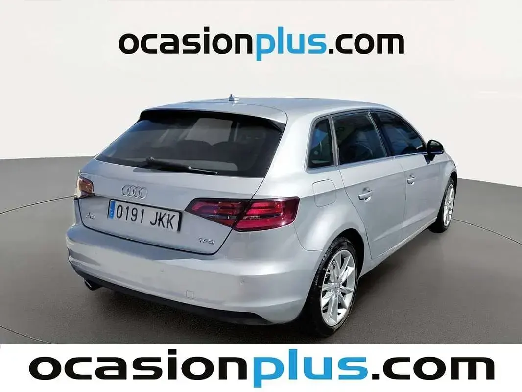Usado Audi A3 Sportback Advanced Plus 110 CV (80 kW) 2015 Gris Utilitario