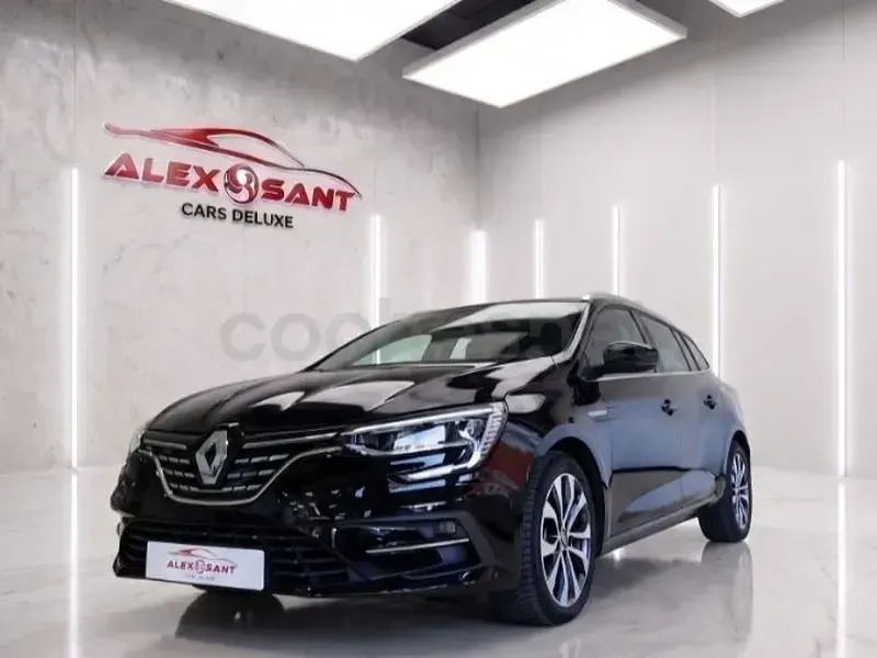 Usado Renault Mégane GrandTour R.S. 140 CV (102 kW) 2022 Negro Familiar
