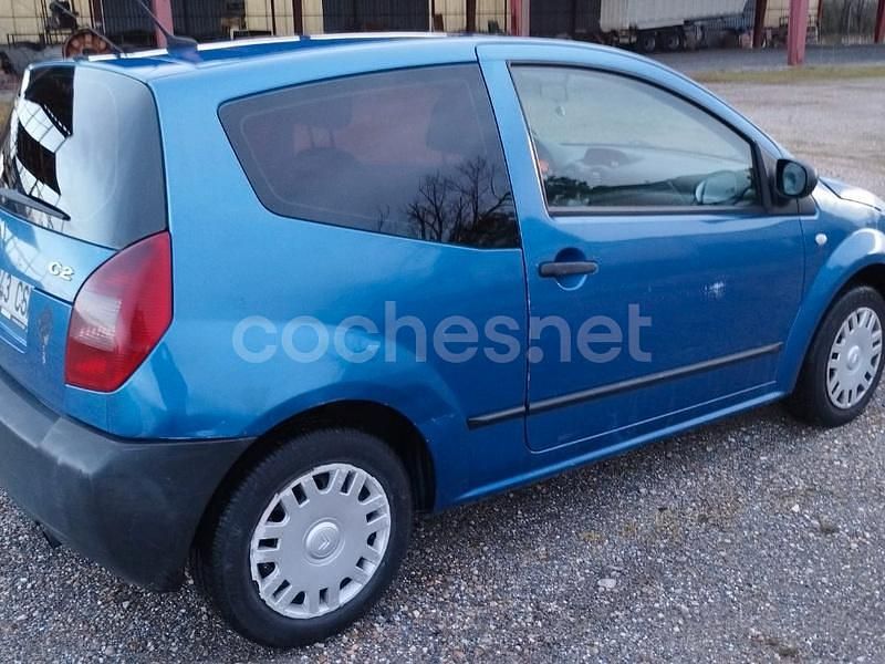 Käytetty Citroën C2 70 HP (51 kW) 2004 Sininen Viistoperä