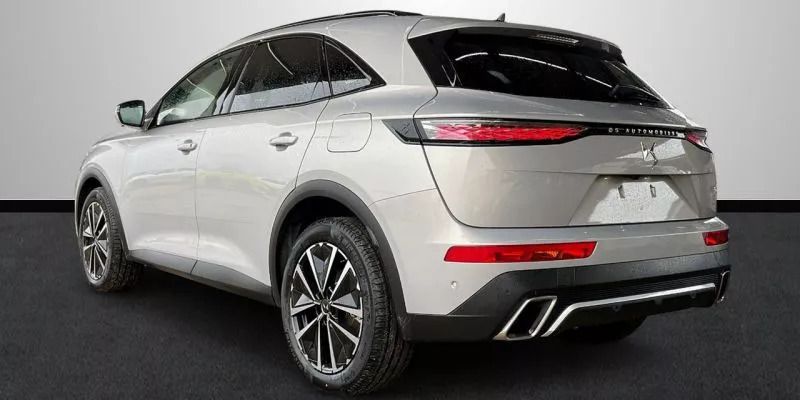 Usado DS Automobiles DS7 Crossback 225 CV (165 kW) 2024 Gris claro SUV