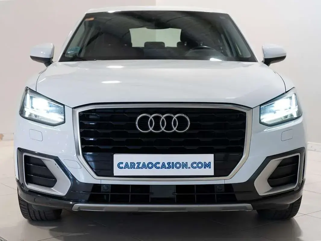 Usado Audi Q2 Design 116 CV (85 kW) 2019 Blanco SUV