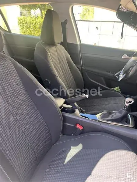 Usado Peugeot 308 Business-Line 100 CV (73 kW) 2018 Blanco Berlina