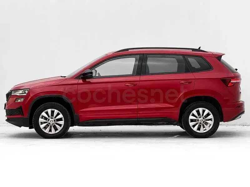 Usado Skoda Karoq Ambition 150 CV (110 kW) 2023 Rojo SUV