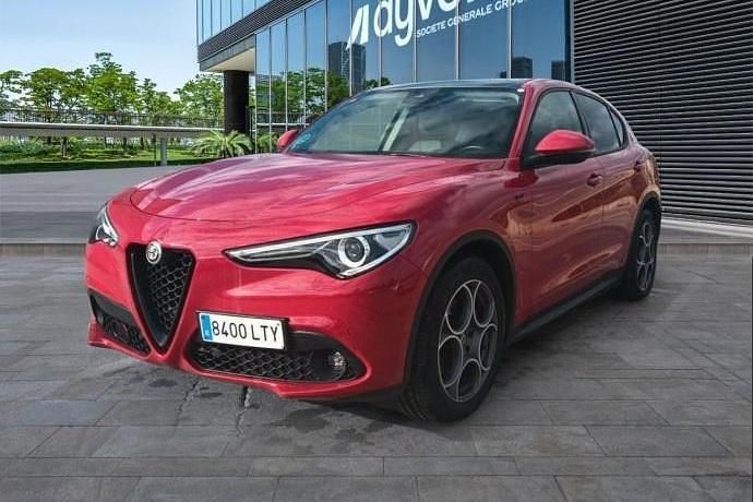 Usado Alfa Romeo Stelvio Sprint 190 CV (139 kW) 2021 SUV