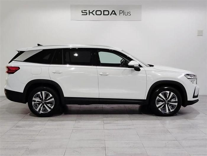 Usado Skoda Kodiaq Selection 150 CV (110 kW) 2025 Blanco SUV
