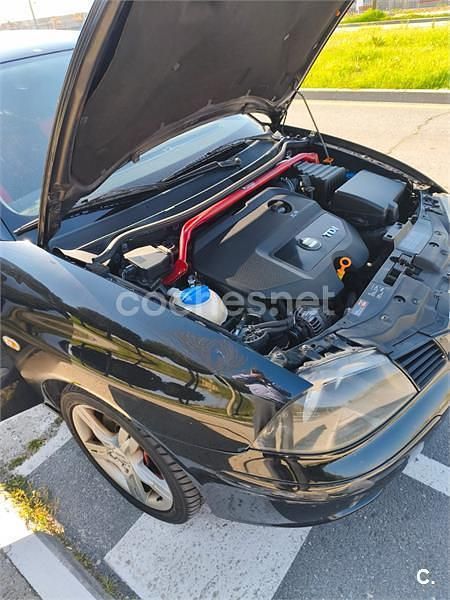 Usado Seat Ibiza FR 130 CV (95 kW) 2005 Negro Utilitario