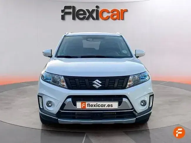 Usado Suzuki Vitara 140 CV (102 kW) 2020 Blanco SUV