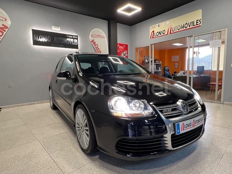 Usado VW Golf V R 250 CV (183 kW) 2007 Negro Berlina