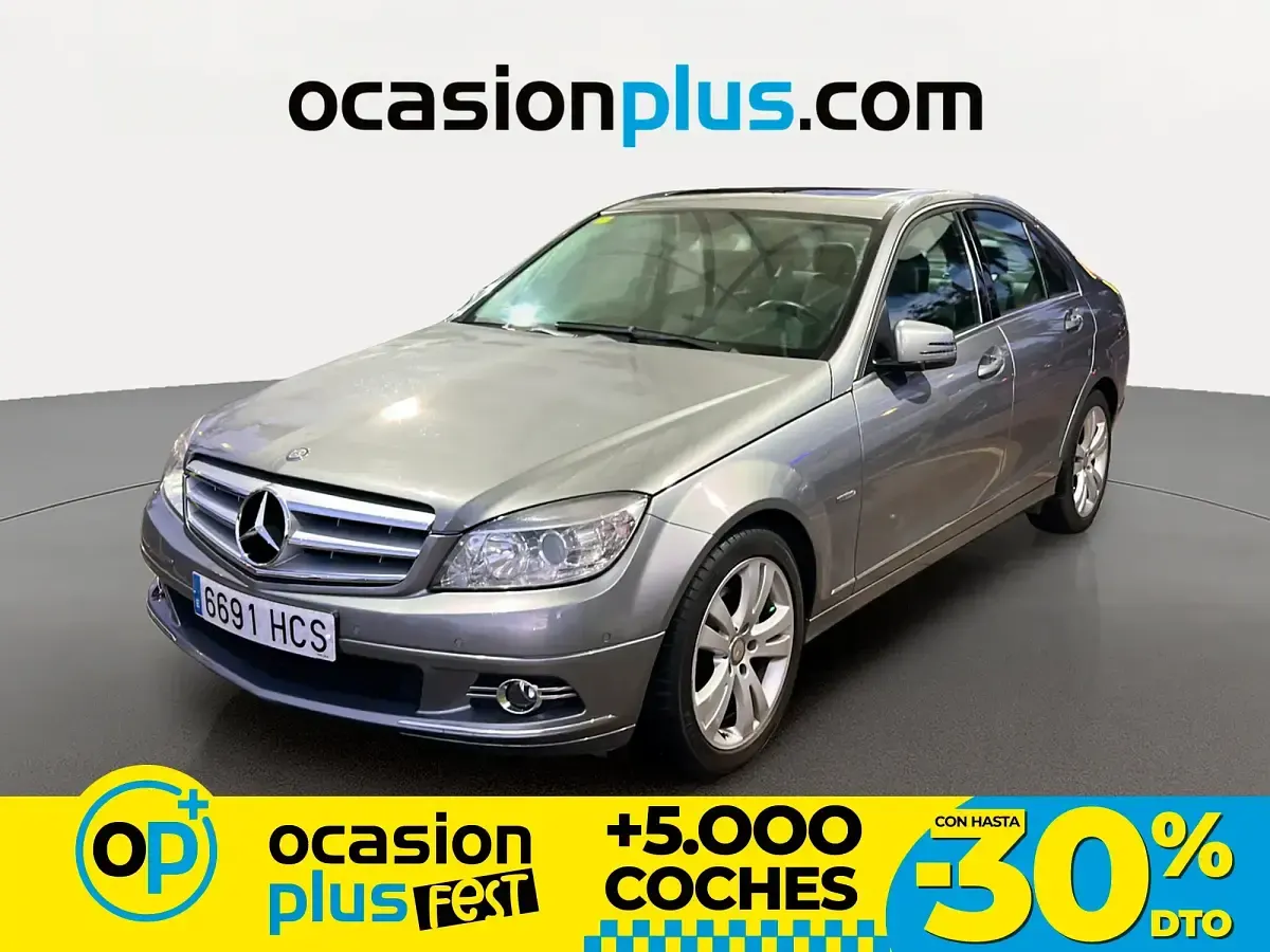 Käytetty Mercedes C220 Avantgarde 170 HP (125 kW) 2011 Sedan