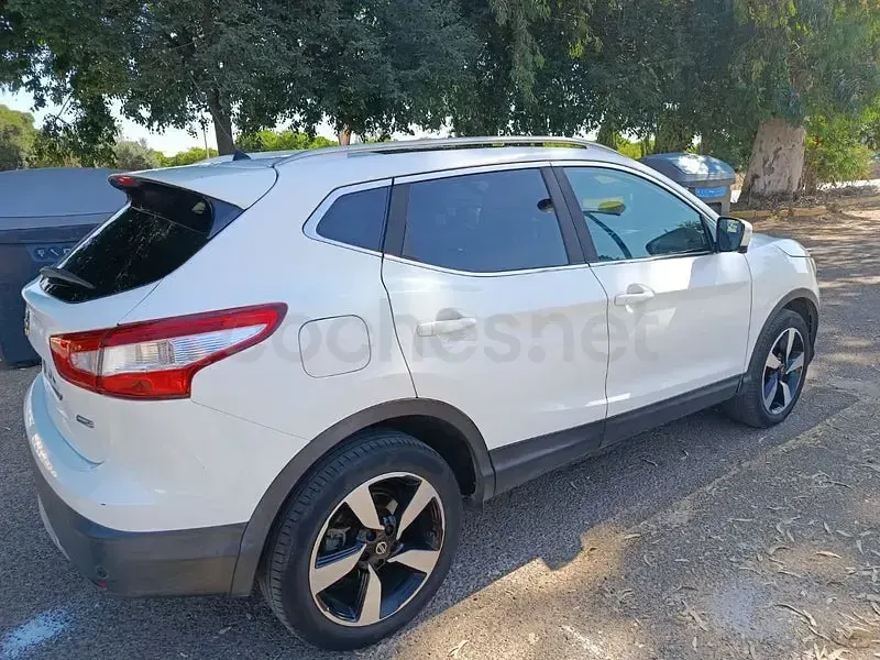 Usado Nissan Qashqai Acenta 110 CV (80 kW) 2015 Blanco SUV