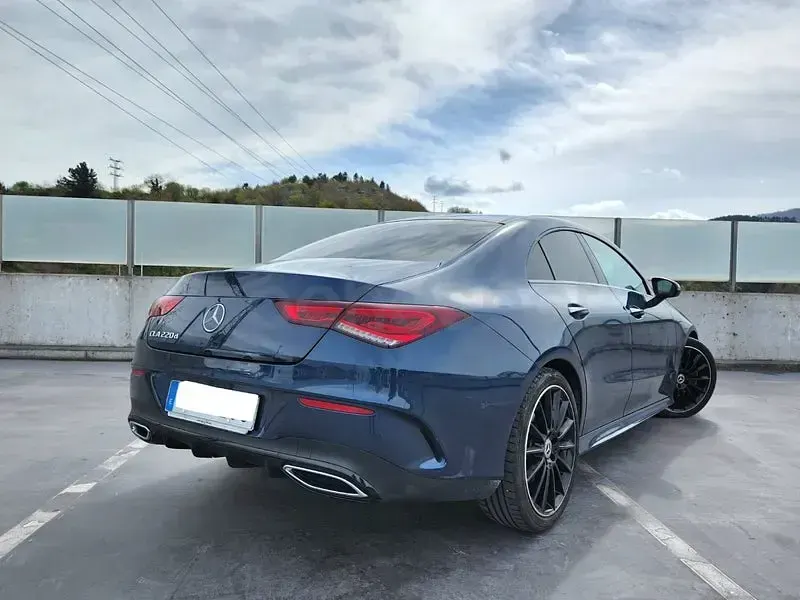 Usado Mercedes CLA220 190 CV (139 kW) 2020 Azul Coupe