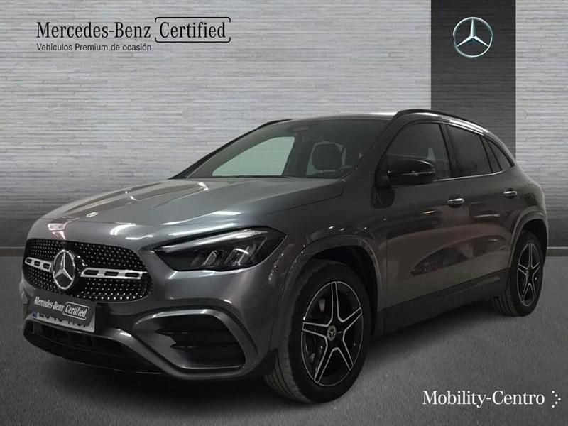 Mountaingrau met. Usado 2024 Mercedes GLA250 AMG line SUV | 44.900 € - Imagen 1/1