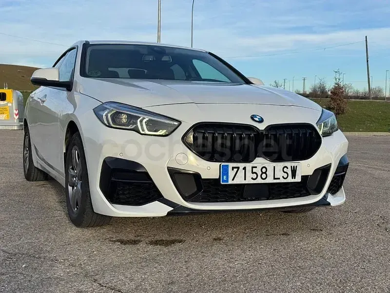 Usado BMW 216 Comfort Edition 116 CV (85 kW) 2021 Blanco Coupe