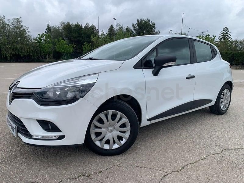 Usado Renault Clio IV Business 75 CV (55 kW) 2019 Blanco Berlina